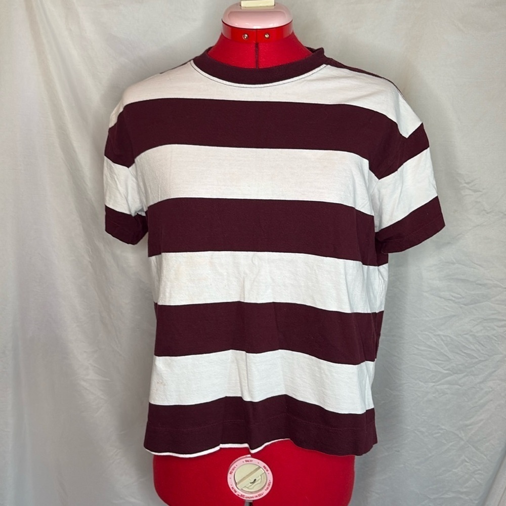 XS276 Old navy horizontal striped t shirt